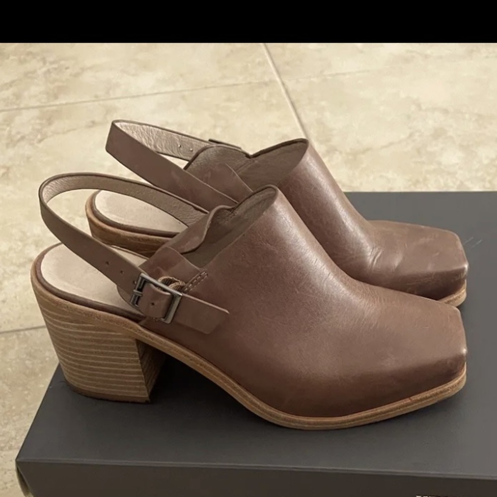 Intentionally Blank Camel Color Leather High Heels Size 7